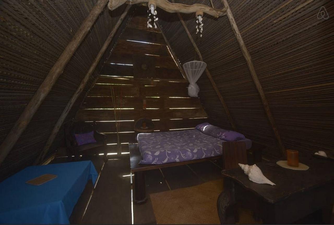 Hostal Pachamama Isla de Canas Bagian luar foto
