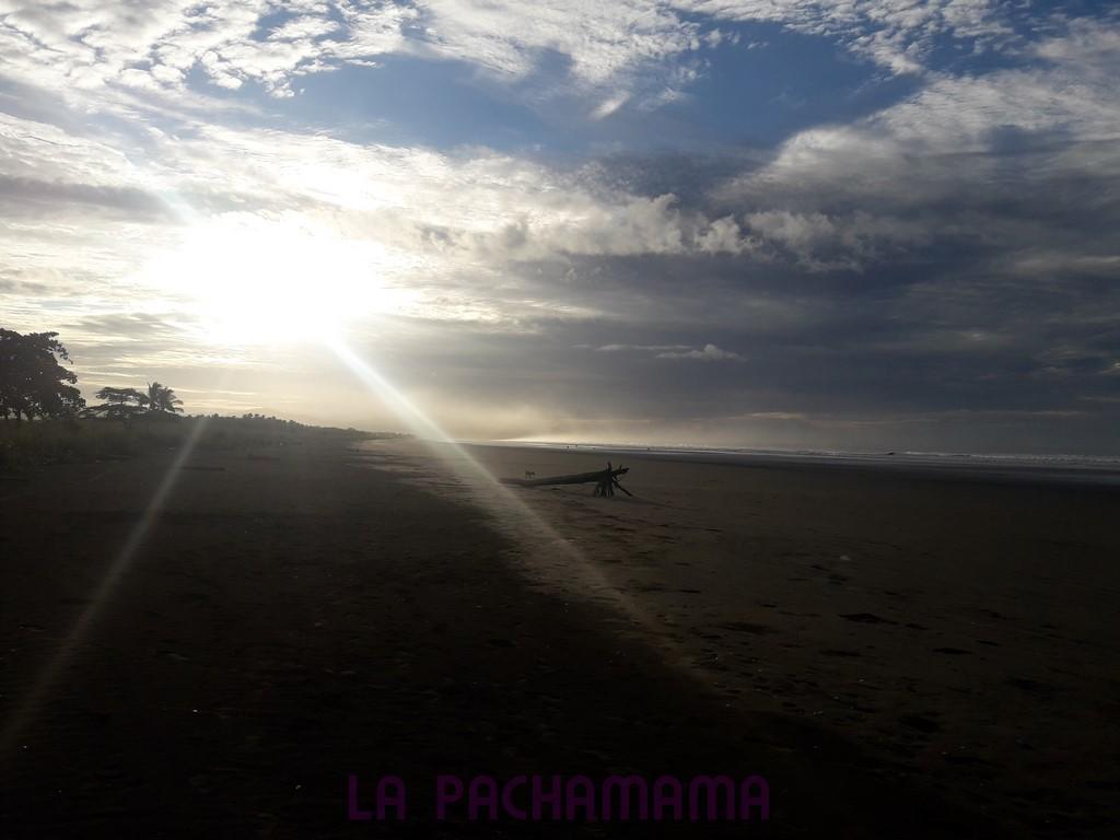 Hostal Pachamama Isla de Canas Bagian luar foto