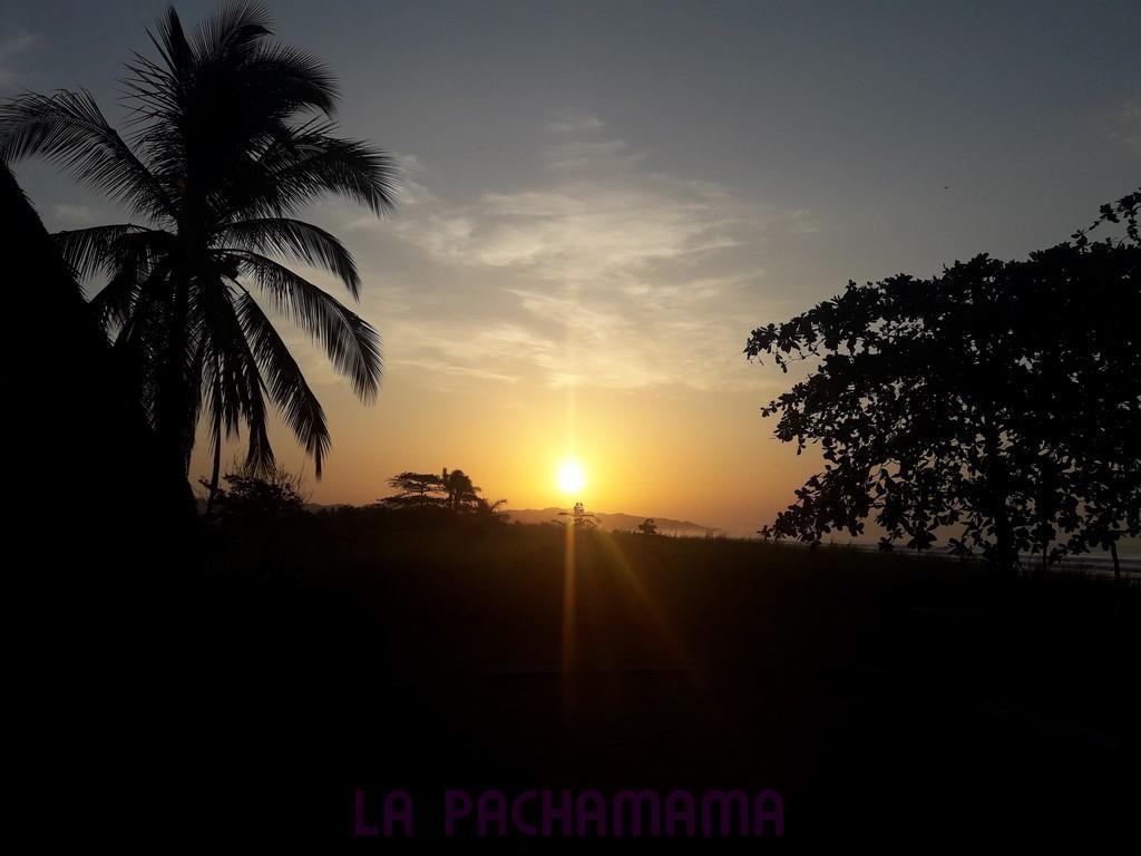 Hostal Pachamama Isla de Canas Bagian luar foto
