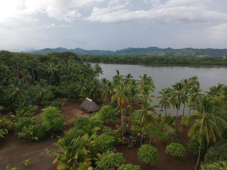 Hostal Pachamama Isla de Canas Bagian luar foto