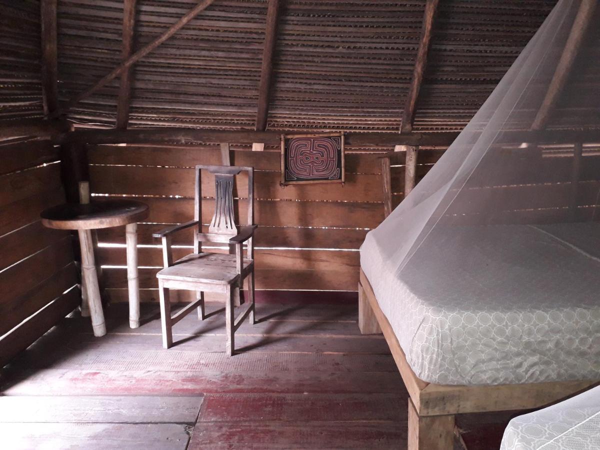 Hostal Pachamama Isla de Canas Bagian luar foto