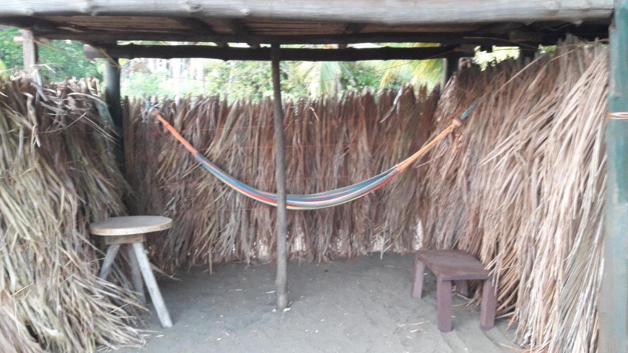 Hostal Pachamama Isla de Canas Bagian luar foto