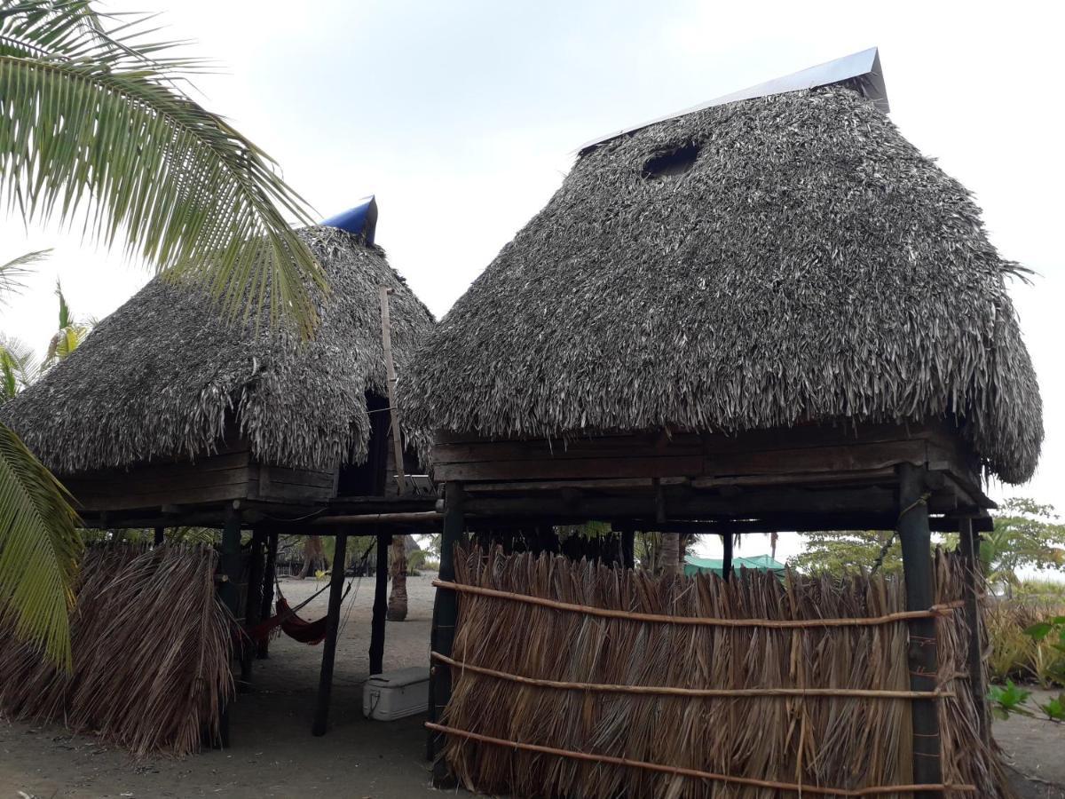 Hostal Pachamama Isla de Canas Bagian luar foto